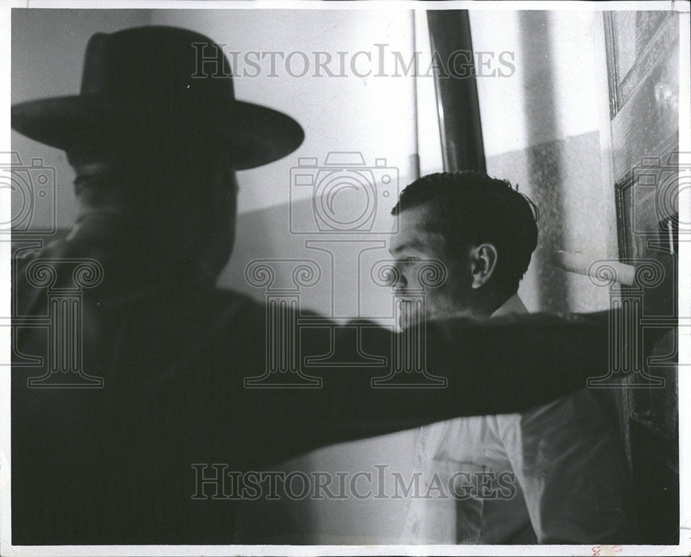 1957 Press Photo ERNEST J. MILLS WAYNE BROOKS - Historic Images