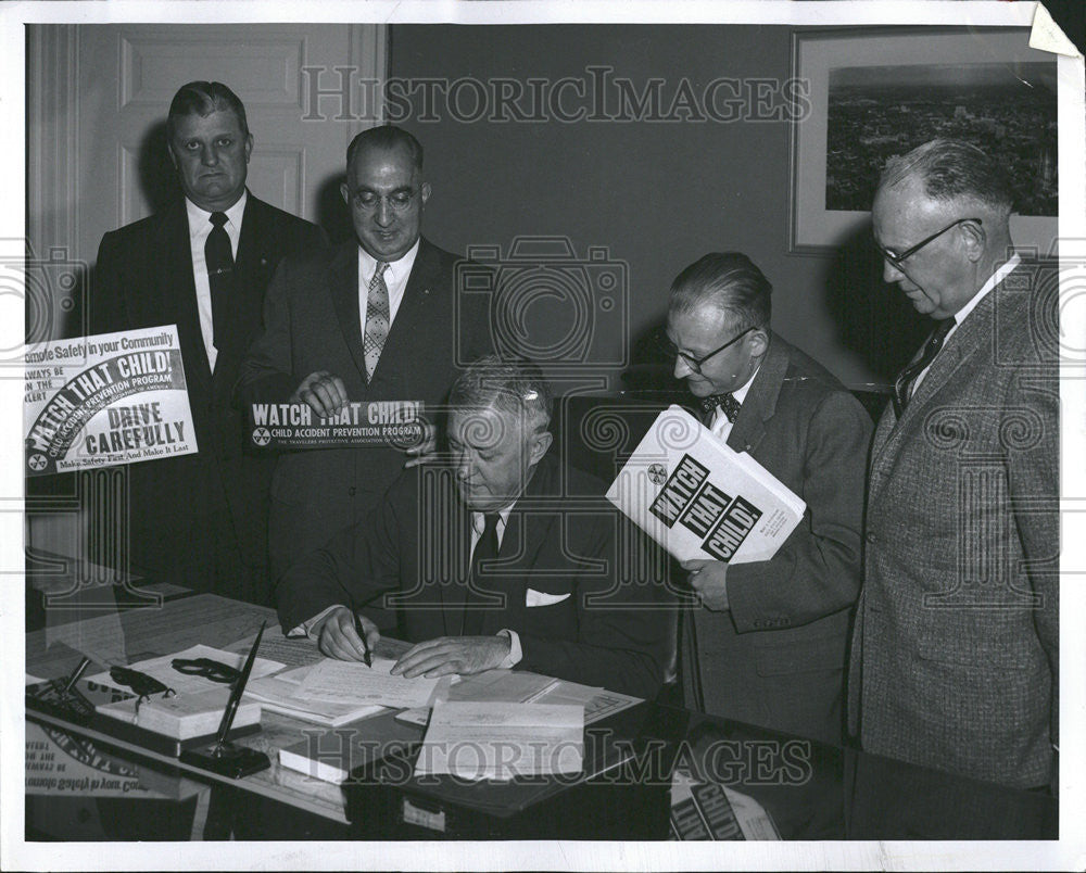 1958 Press Photo Will Nicholson Director Public Service Company Colorado - Historic Images