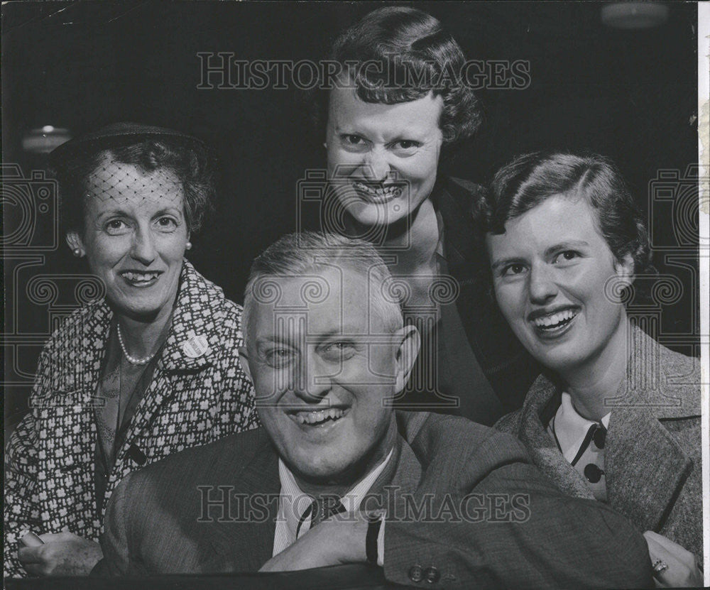 1955 Press Photo Denver Mayor Will Nicholson With His Family - Historic Images