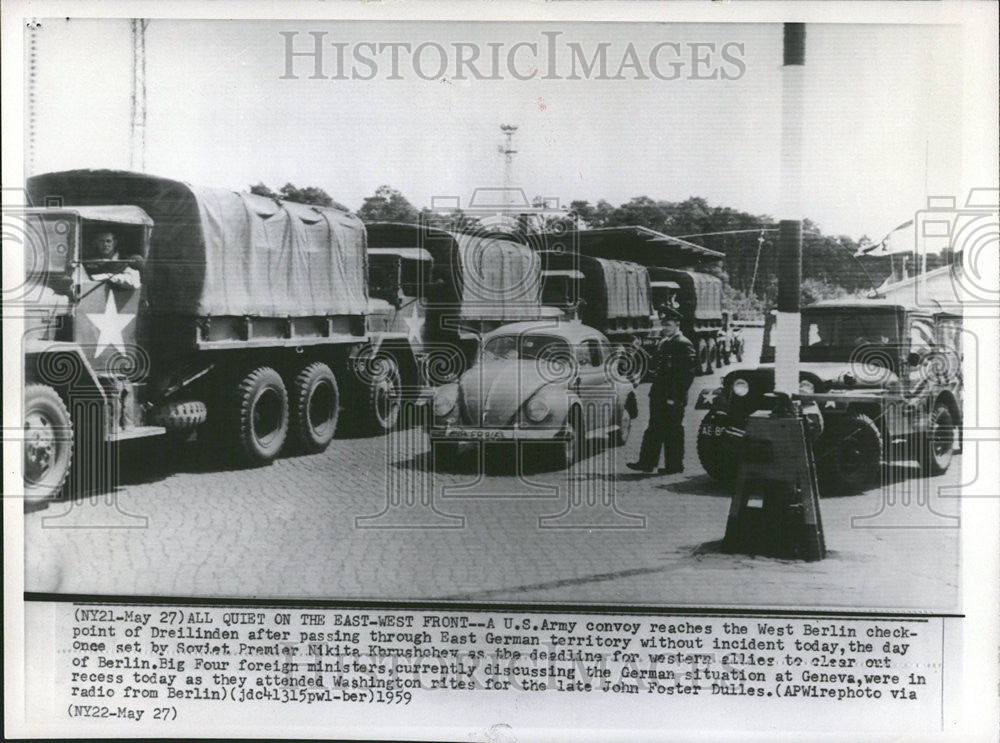 1959 Press Photo US army convoy reach West Berlin check point East Germany - Historic Images