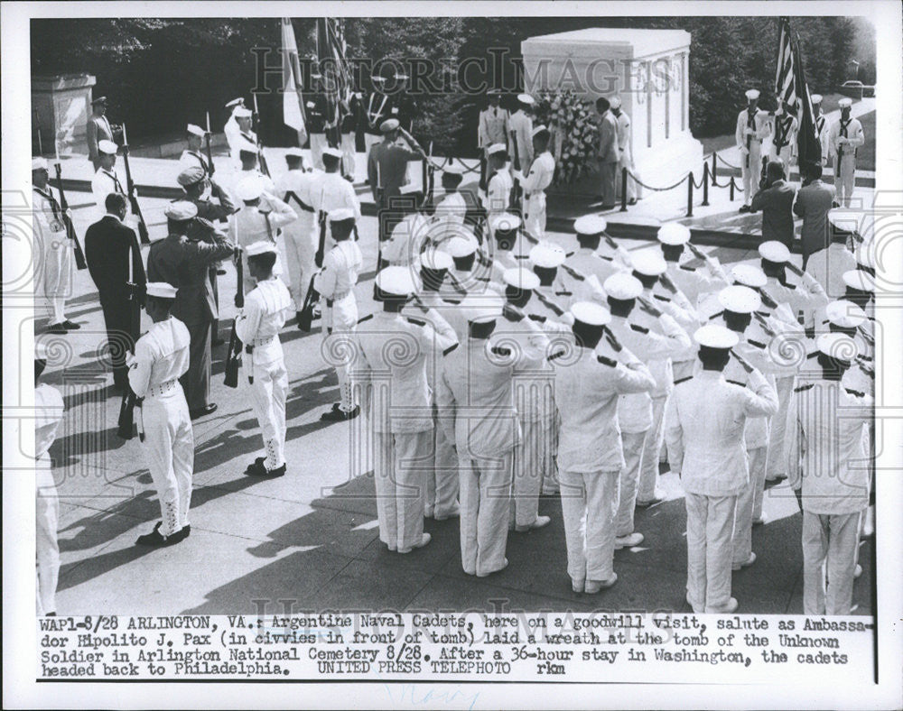 Press Photo Argentine Naval Cadets Ambassador Hipolito J Pax National Cemetery - Historic Images