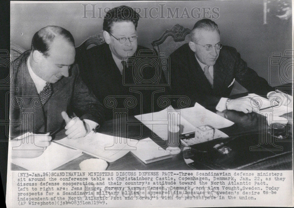 1949 Press Photo Three Scandinavian defense ministers Jens Hauge, Rasmus Hansen - Historic Images