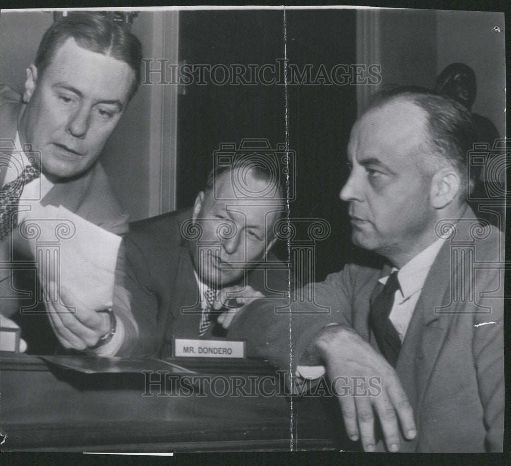 1946 Press Photo Roger Slaughter chairman house Surplus Committee Ross Rozley - Historic Images