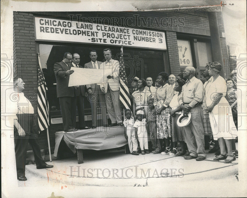 1952 Press Photo Chicago Land Clearance Commission plans redevelopment - Historic Images