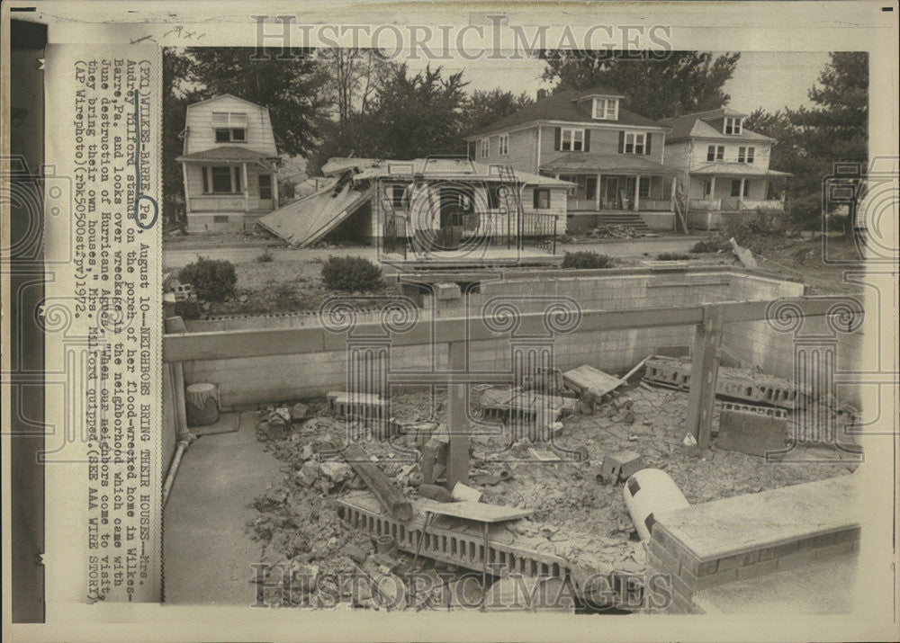 1972 Press Photo Mrs. Audrey Milford Wilkes-Barre  Hurricane Agnes - Historic Images