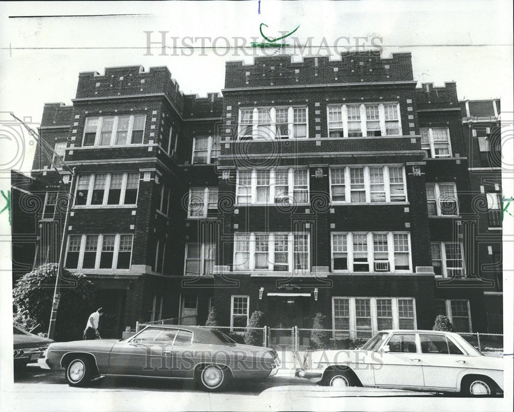 1975 Press Photo North Side female state prison city Building Commission Joseph - Historic Images