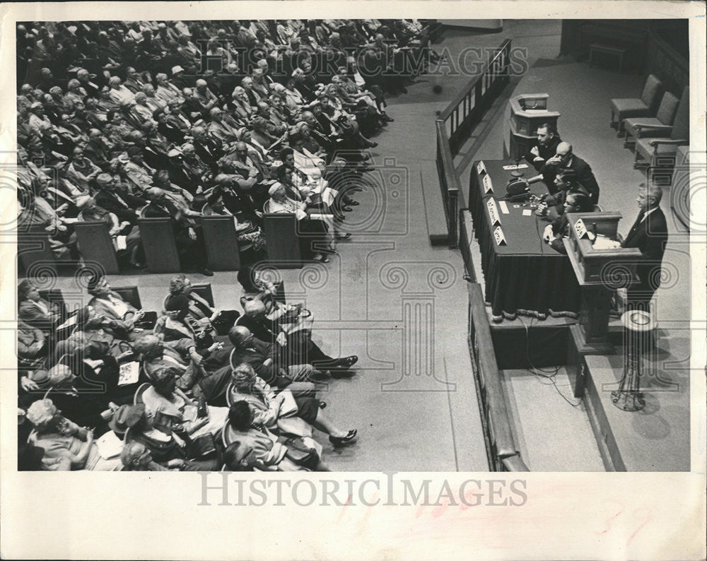 1962 Press Photo Medical Chemist Methodist Church - Historic Images