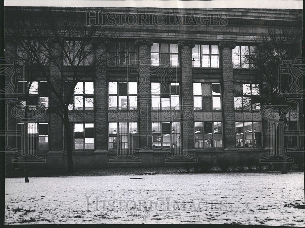 1966 Press Photo Schools Look Harrison High Hold Night Class Morning Ten So Dark - Historic Images