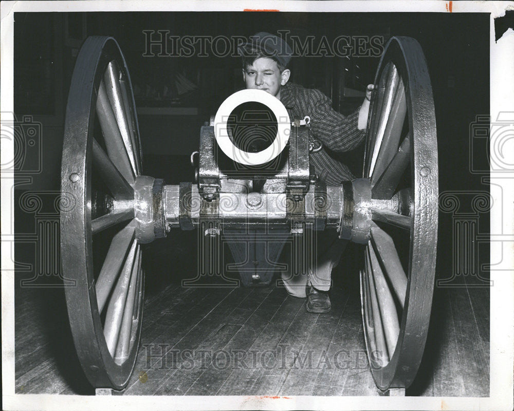 1961 Press Photo Cannon Showpiece Civil War Exhibit Historical Society Museum - Historic Images