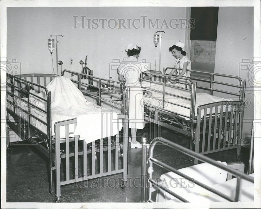 1952 Press Photo Recovery room at the Illinois Masonic Hospital. - Historic Images