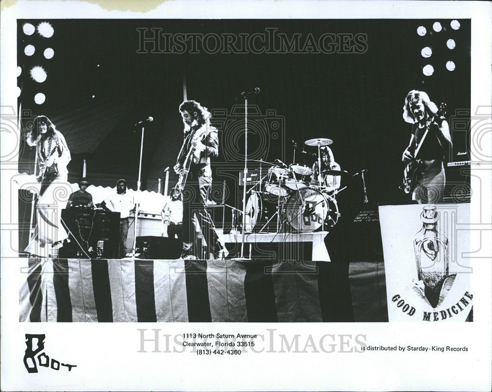 1973 Press Photo Boot band in concert - Historic Images