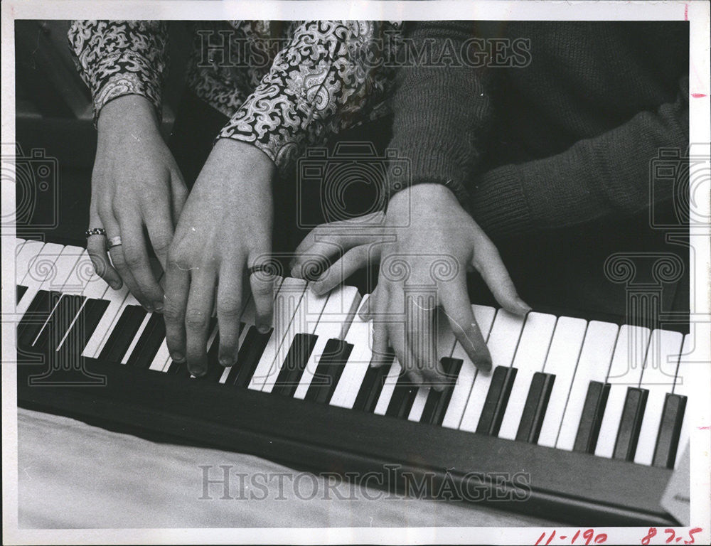 1969 Press Photo Two Sets of Hands on Piano Keys - Historic Images