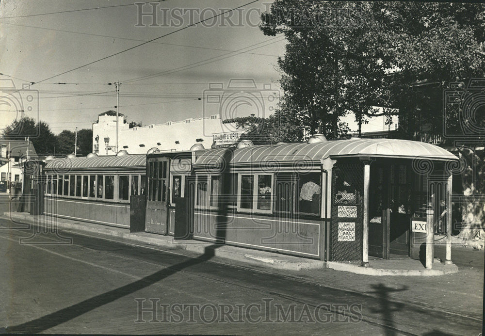 1942 Press Photo Peter Train Station Transfer Sixth Central Proposed Shelter - Historic Images