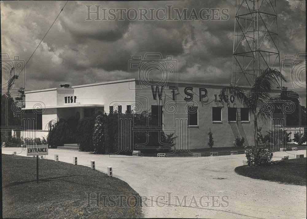 1947 Press Photo The Entrance To The WTSP Television Station - Historic Images