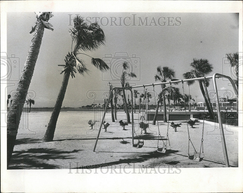 1965 Press Photo St Petersburg North Shore Park beach area - Historic Images