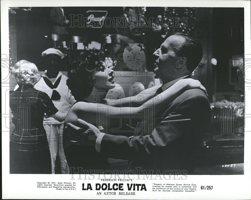 1961 Press Photo Federico Fellini&#39;s La Dolce Vita - Historic Images