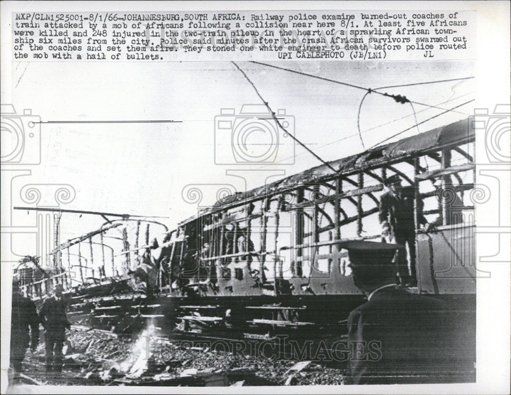 1966 Press Photo Railway  Police Coaches Train Africans - Historic Images