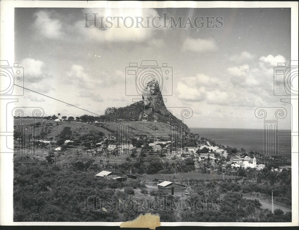 1943 Press Photo Devil&#39;s Finger - Historic Images