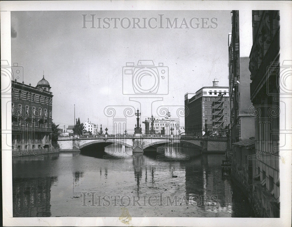 1947 Press Photo This is a View Looking East Toward the Nihonbashi Bridge - Historic Images