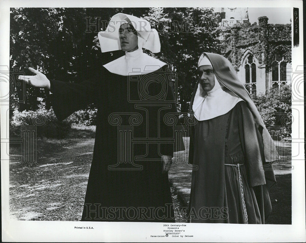 1968 Press Photo Bodazaled film Stanley Donen - Historic Images