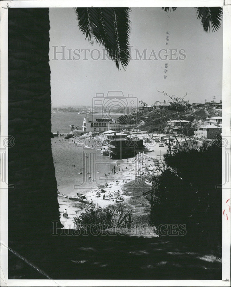 1954 Press Photo Yachts &amp; Pleasure Craft Crowding Newport Beach. - Historic Images