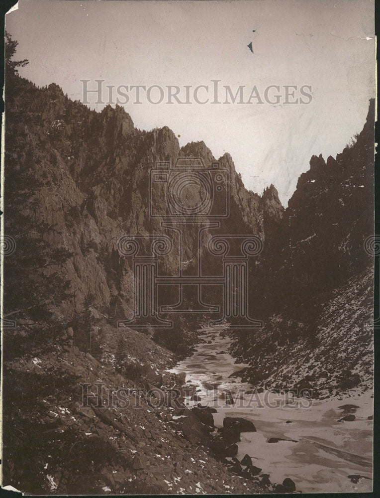 1941 Press Photo Looking Upstream from a Power Plant, Location Unknown - Historic Images