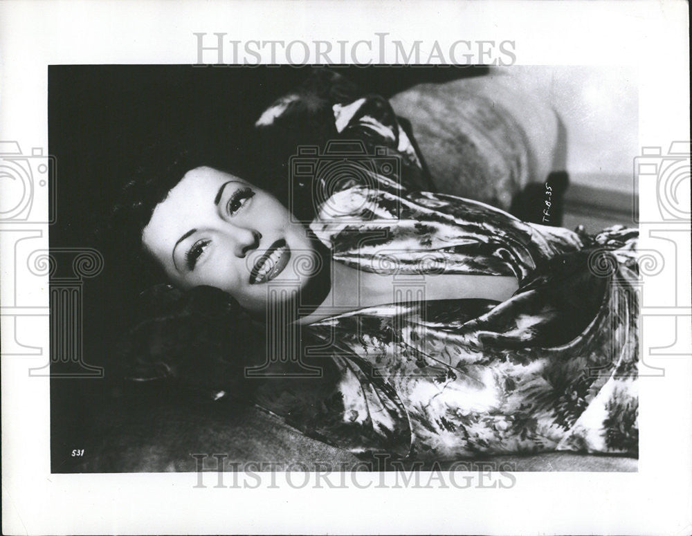 1949 Press Photo French Actress, Viviane Romance, Pictured in a Many Role - Historic Images
