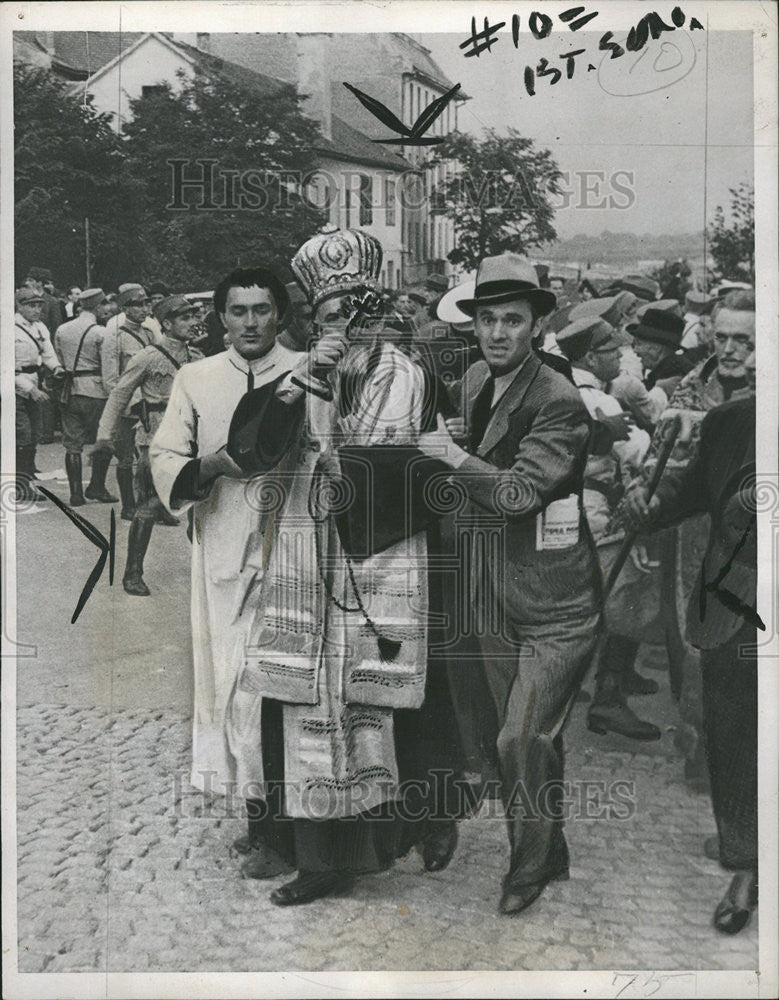 1937 Press Photo Police Break Streets Protest government Orthodox Church - Historic Images