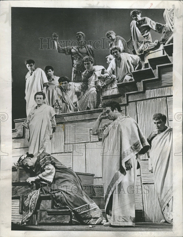 1959 Press Photo Shakespeare Soviet Julius Caesar Uzbek Khamza Theater Moscow - Historic Images