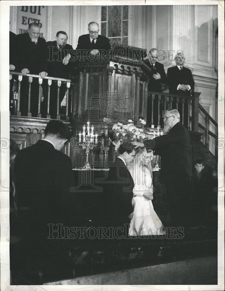 1961 Press Photo Wedding ceremony Moscow Baptist church Report - Historic Images