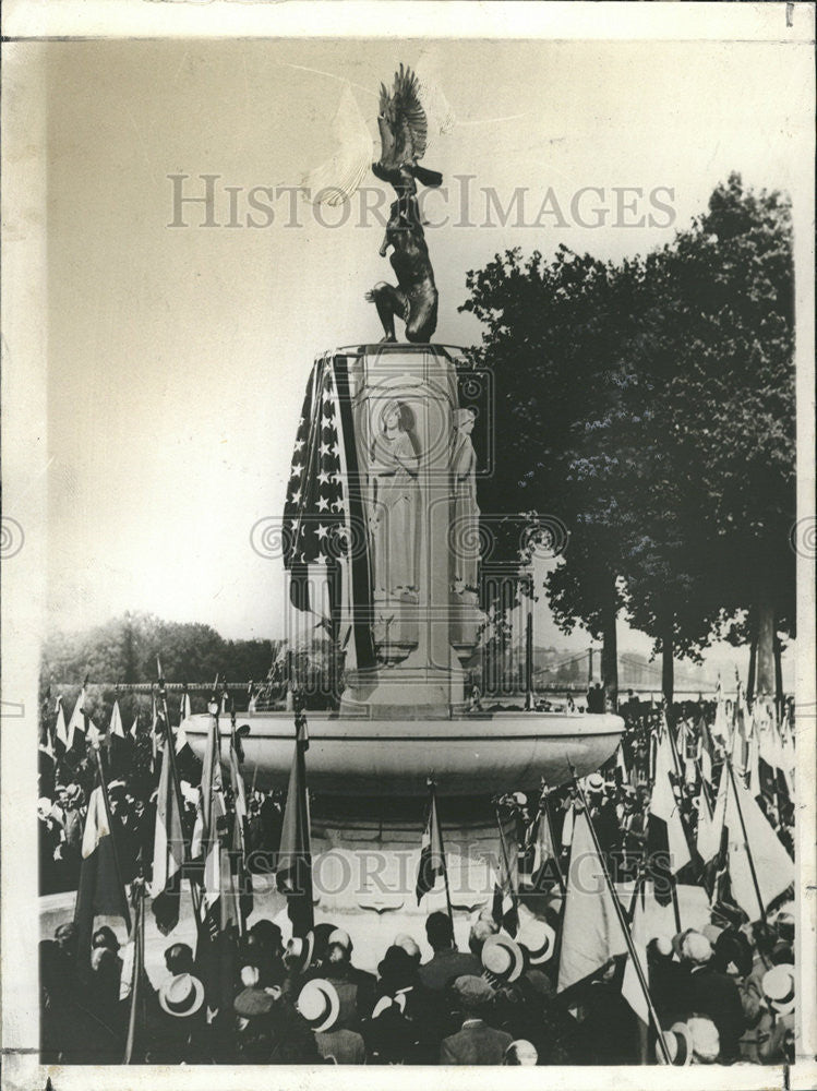 1937 Press Photo Memorial commemorate American Soldiers Tours France Army World - Historic Images