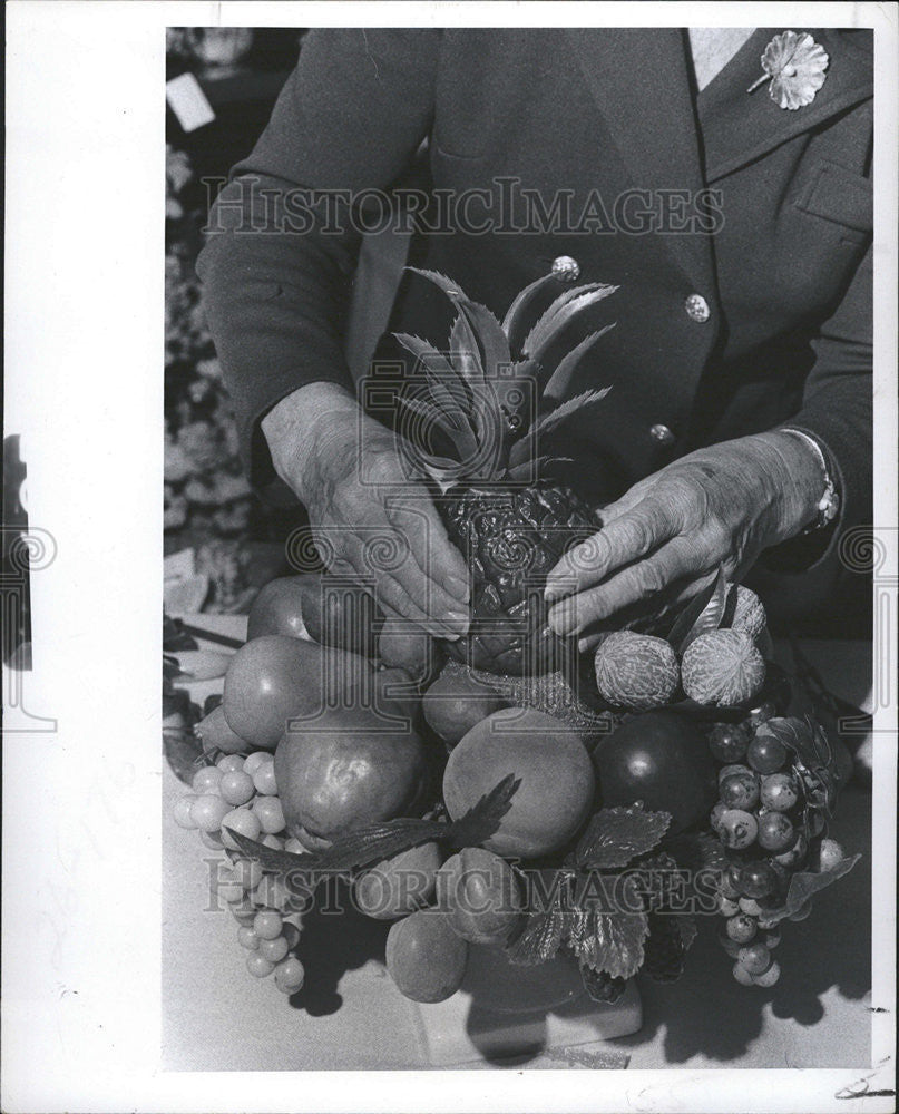 1978 Press Photo Miniature Fruits Pineapple - Historic Images