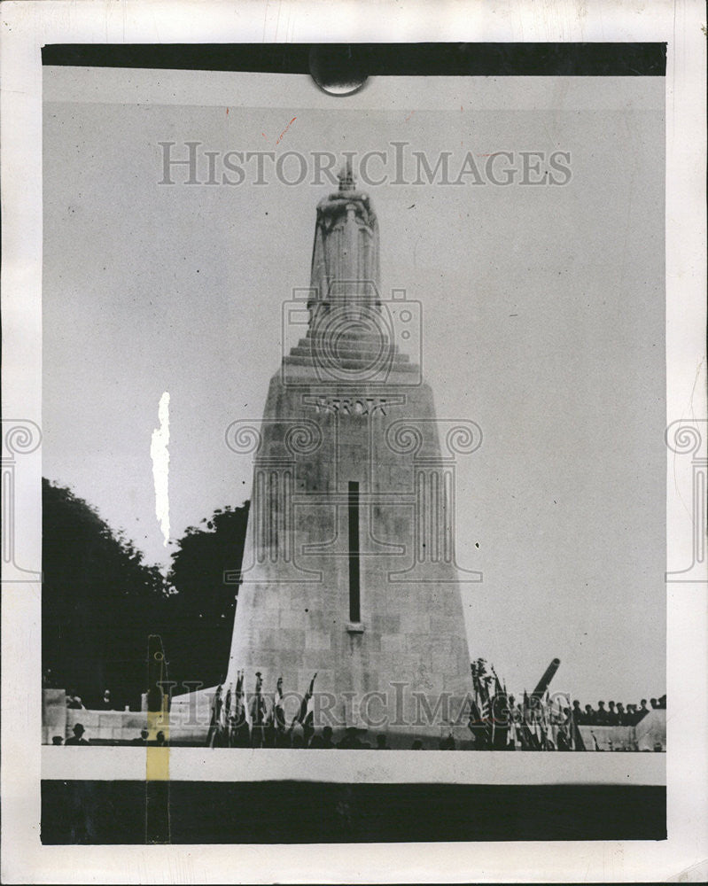 1952 Press Photo France Monument Victory Verdun - Historic Images