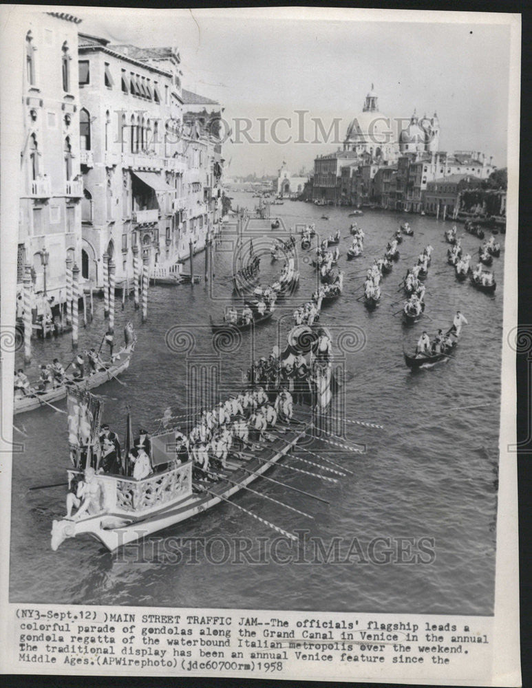 1958 Press Photo Grand Canal Venice gondolas regatta flagship Italian metropolis - Historic Images