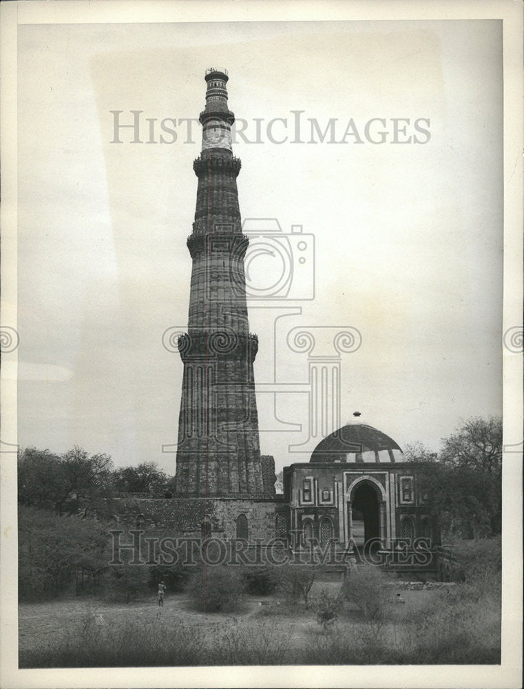 1936 Press Photo Ketub Minar Tower Delhi India great Mogul Emperors victory - Historic Images
