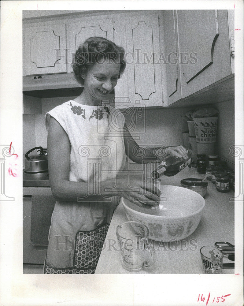 1970 Press Photo Carl Agerholm Prize Suncoast Recipe Contest cooked cherries - Historic Images