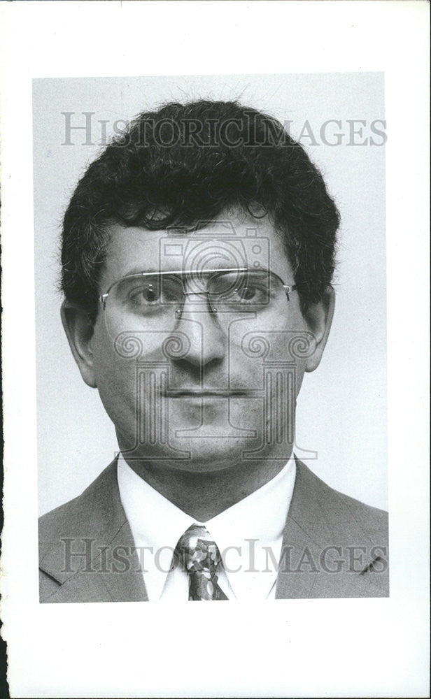 1992 Press Photo Long Center Executive Director Mark Abdo - Historic Images