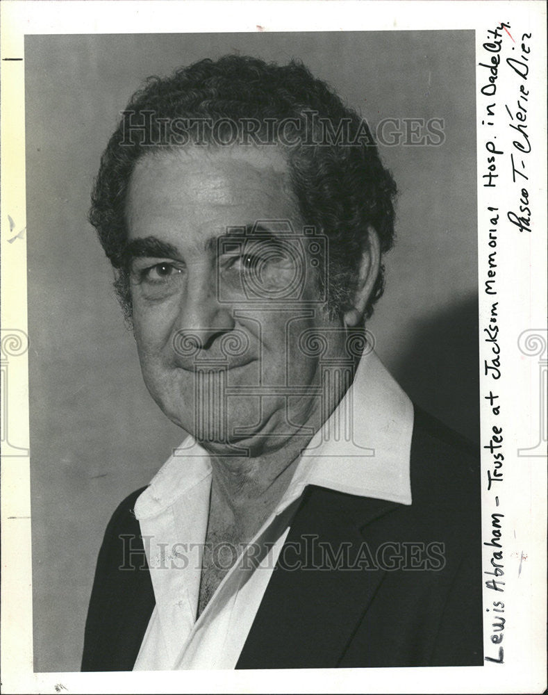 1981 Press Photo Lewis Abraham Trustee Jackson Memorial Hospital Dede City - Historic Images