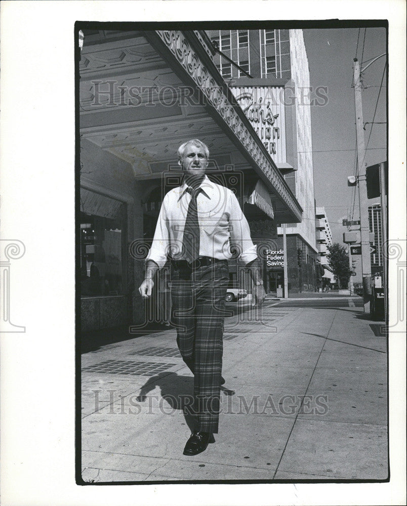 1974 Press Photo Tom Aaron - Historic Images