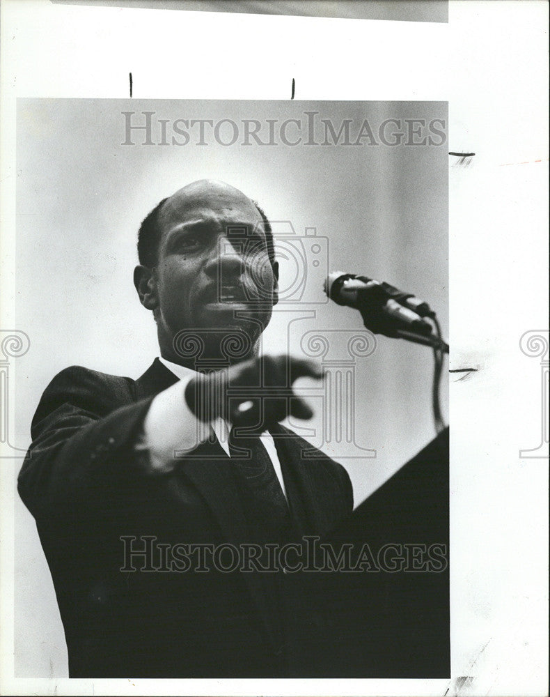 1988 Press Photo Dr. Na&#39;im Akbar speaks at conference on preventing crime - Historic Images