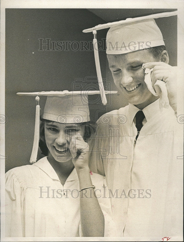 1961 Press Photo Katie Ahl Mark Powell Boca Ciega Graduates Florida - Historic Images