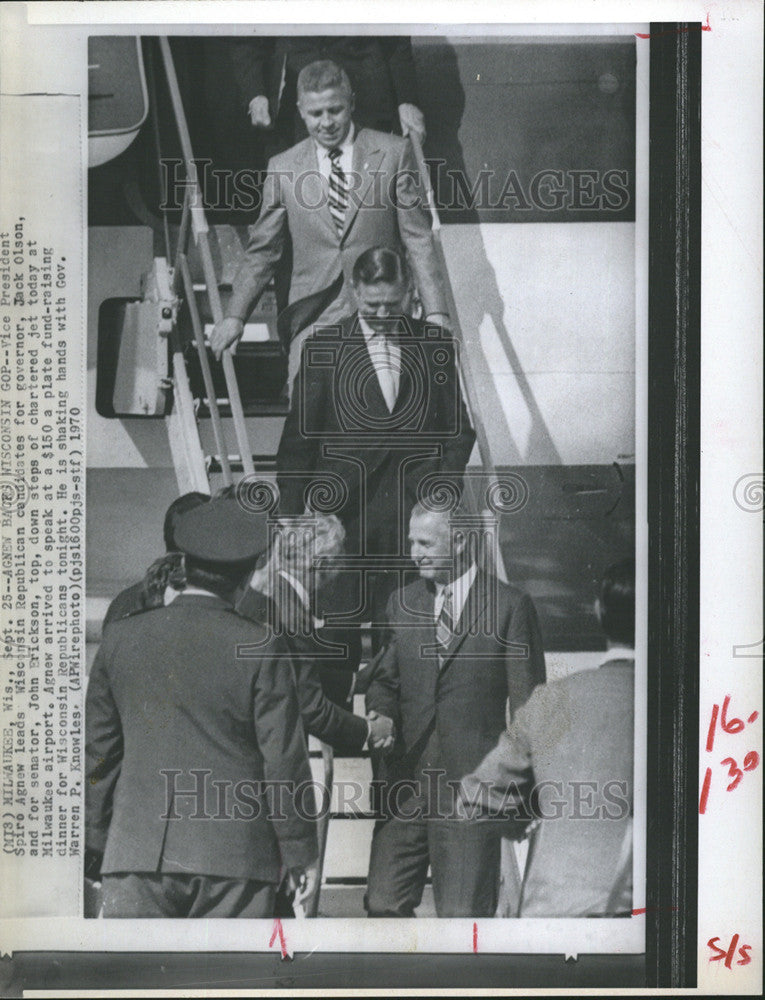 1970 Press Photo Milwaukee John Erickson Airport Warren Knowles Spiro Agnew Jack - Historic Images