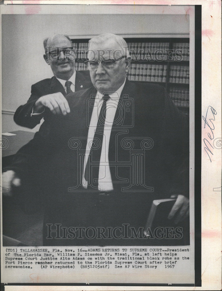 1967 Press Photo William P Simons President of the Florida Bar Traditional Dress - Historic Images