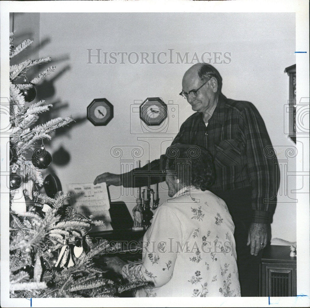 1976 Press Photo Church house Stereo Foreman EC Adair Offset Plate Baptist - Historic Images