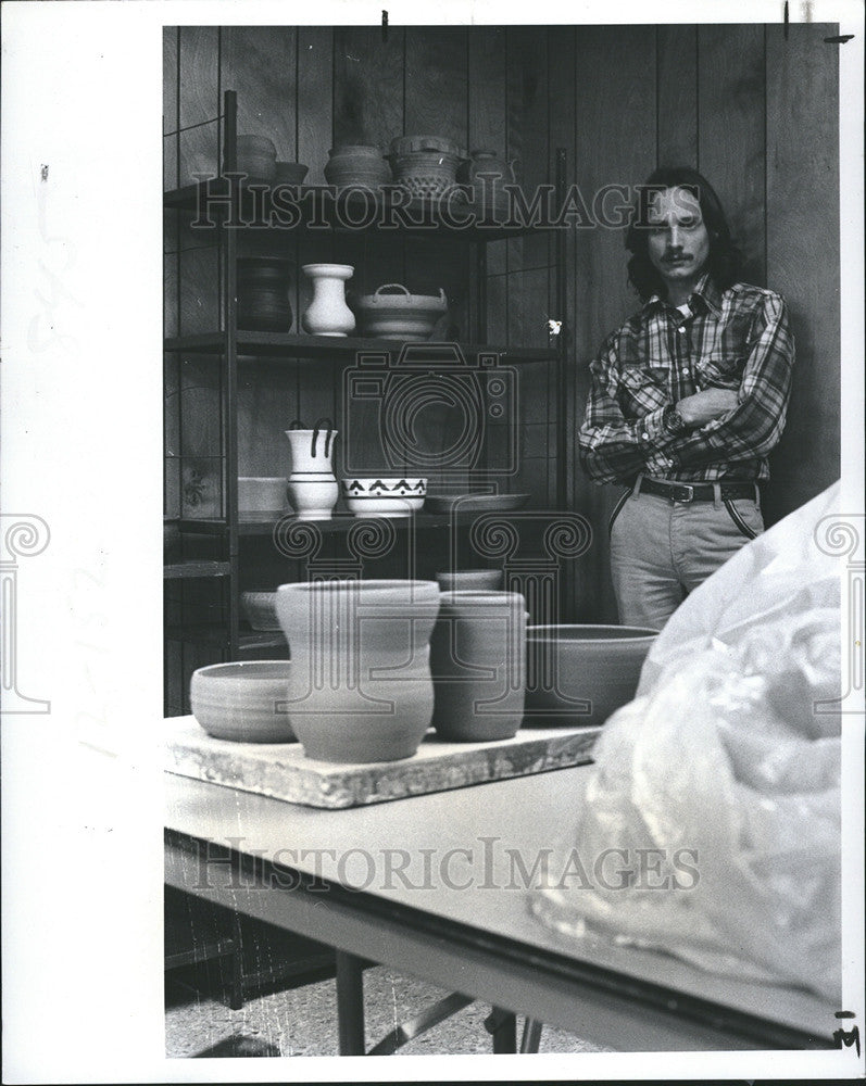 1978 Press Photo Don Vista Community Center Square Star Fire House Floor Room - Historic Images