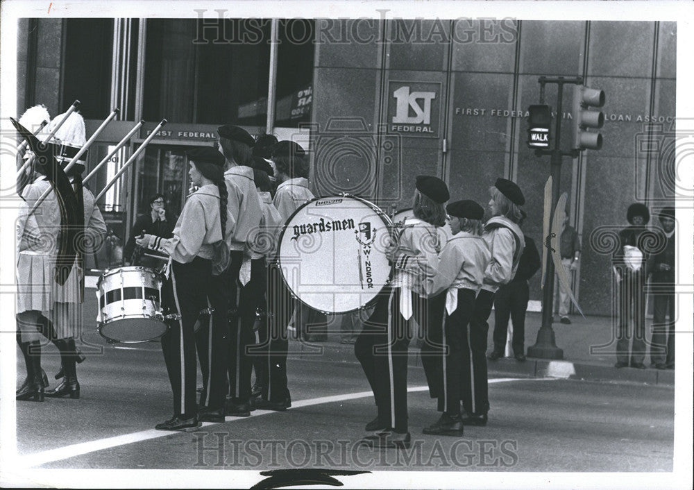 41972 Press Photo Columbus Day Parade Detroit Music Grandsman - Historic Images