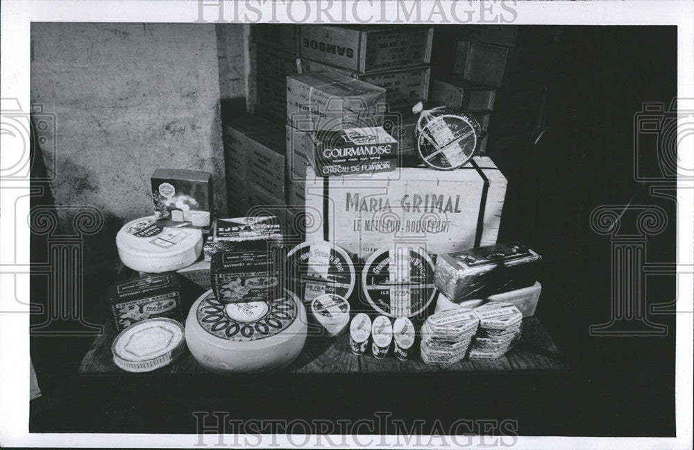 1971 Press Photo Cheese Milk Product Edible Food Supper Supplement Chicago Mich - Historic Images