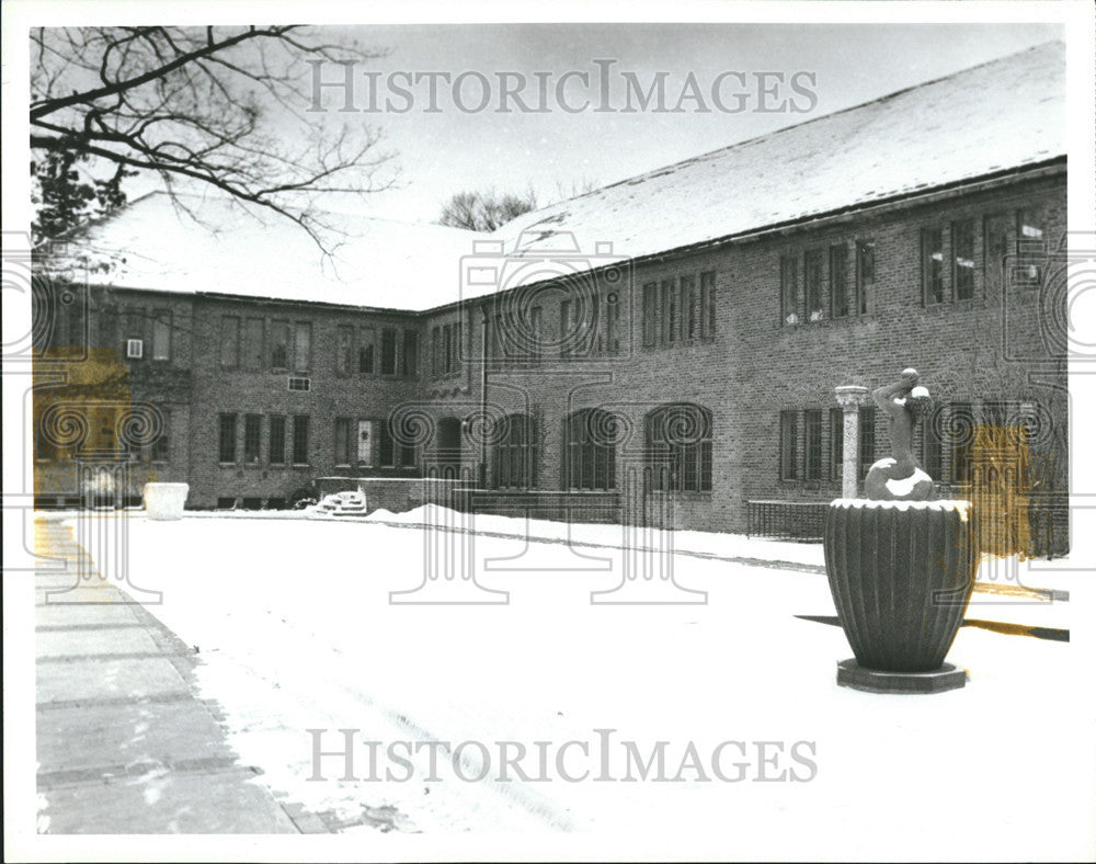 1987 Press Photo Cranbrook Academy garden - Historic Images