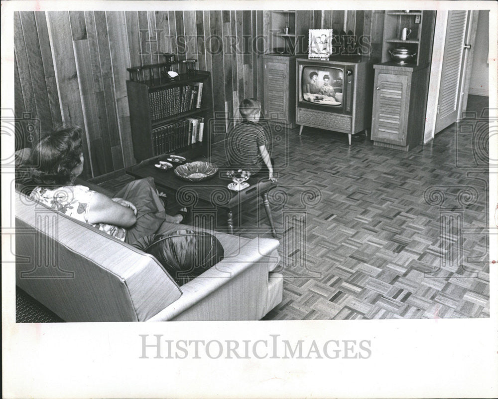 1964 Press Photo Parquet floor adorn this living room - Historic Images