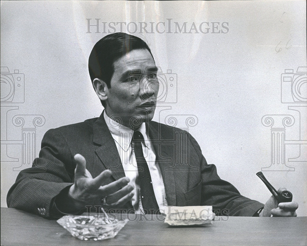 1965 Press Photo Tran Van Dinh Chinese Hanoi Saigon Newspaper Correspondent - Historic Images